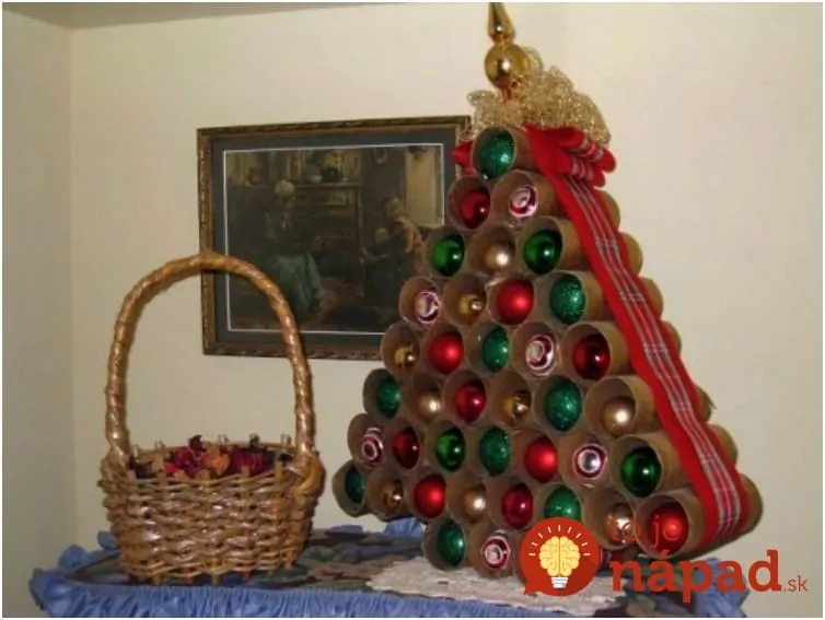 toilet-paper-roll-christmas-tree