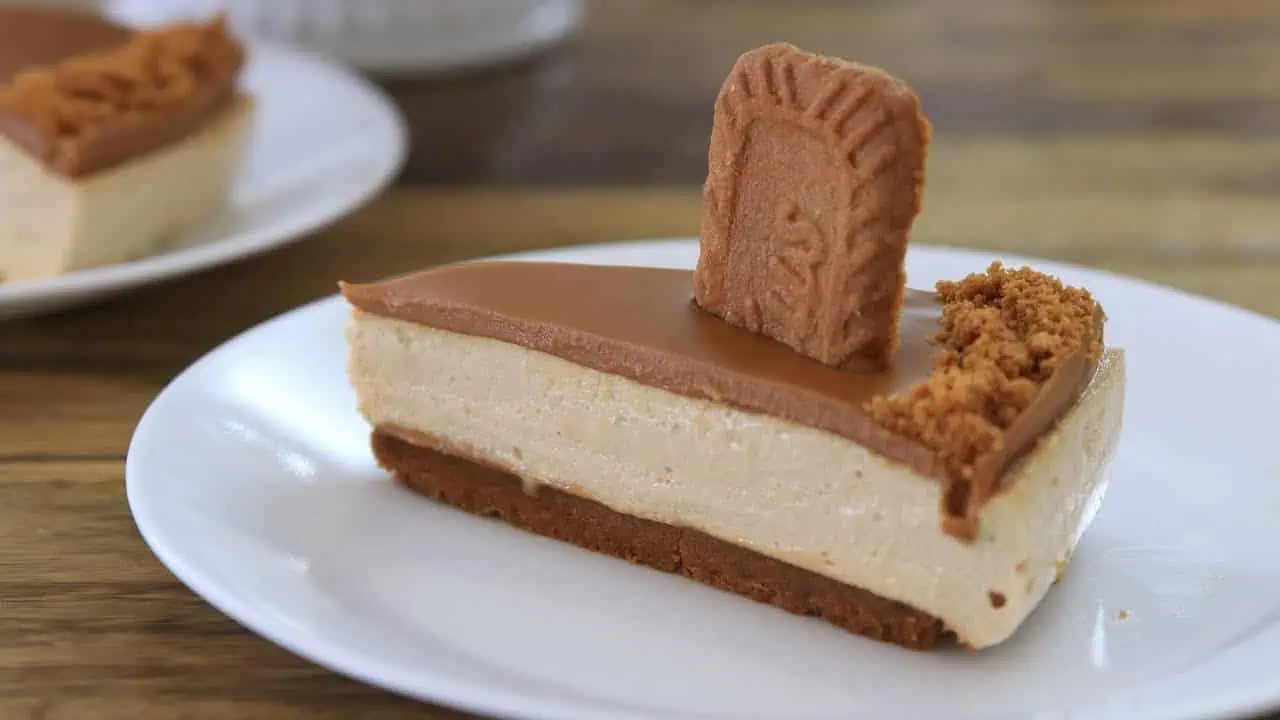 MILIÓNOVÝ karamelový cheesecake, ktorý sa nepečie: Príprava zaberie 15 minút a je to najlepší dezert pod slnkom!