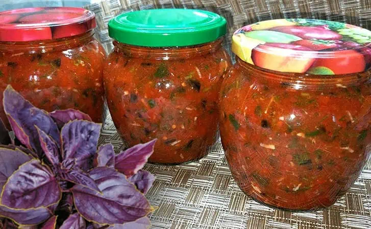 Varte len 45 minút a máte NAJLEPŠIU paradajkovú omáčku na zimu: Vhodné sú mäkké a popraskané paradajky: originálny TALIANSKY recept!