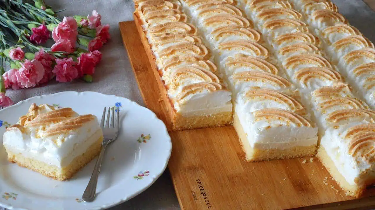 ZAMRAČENÝ tvarohový koláč: Konečne nový recept, ktorý veľmi príjemne prekvapil!