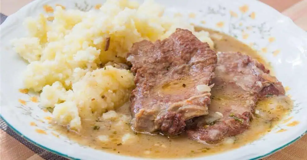 Namiesto smažených rezňov dnes varím zdravšie REZNE na prírodno: Mám recept s ktorým sa mäsko len rozpadá!