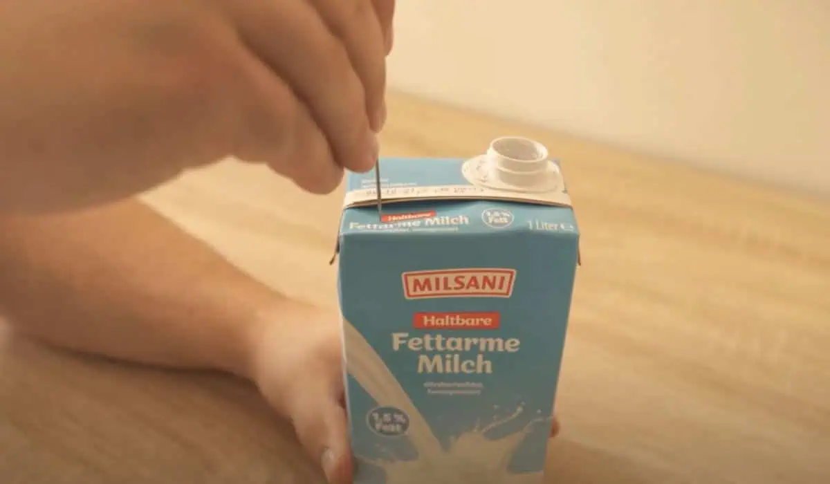 Vezmite krabicu od mlieka a zapichnite do nej špáradlo: Niekto by za tento trik mal dostať medailu!