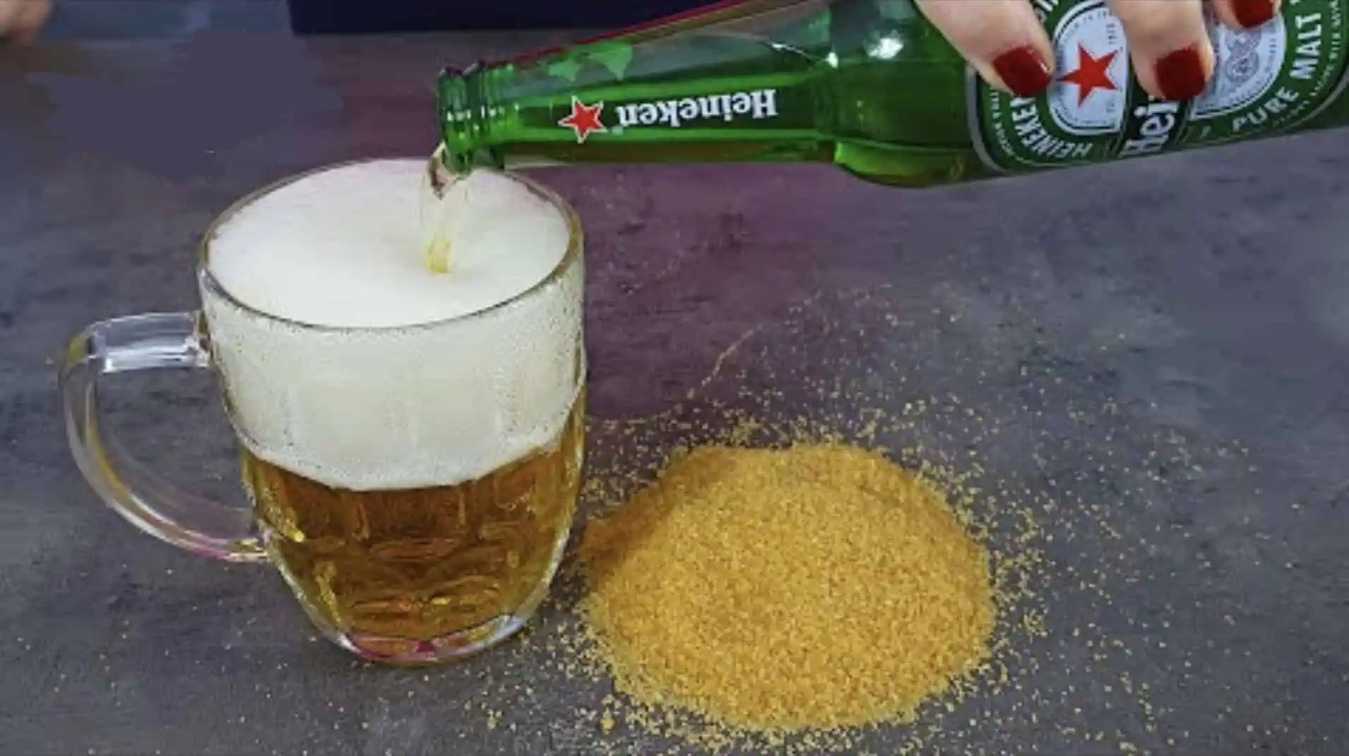 Poznáte účinok PIVA na kašeľ? Tento RECEPT poraďte každému, koho trápi kašeľ, hlieny a tažko sa mu dýcha!