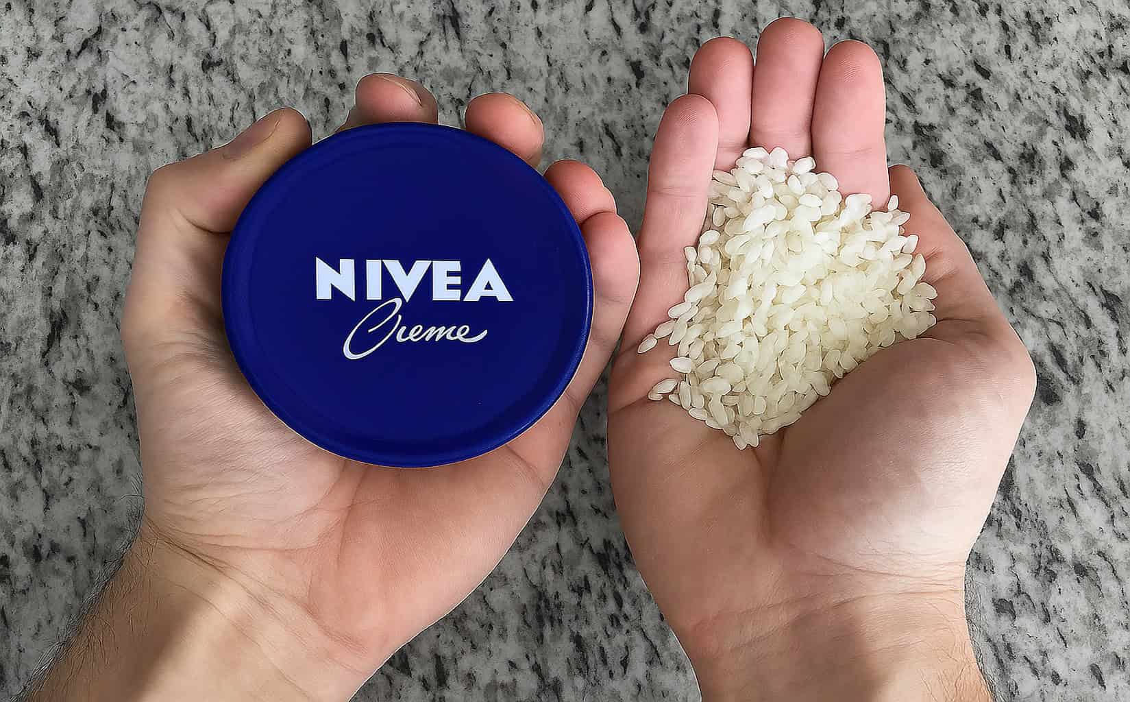 Vezmite obyčajnú NIVEU, ryžu a skúste to ešte dnes! Musíte poznať tento nápad, pretože dokáže niečo úžasné!