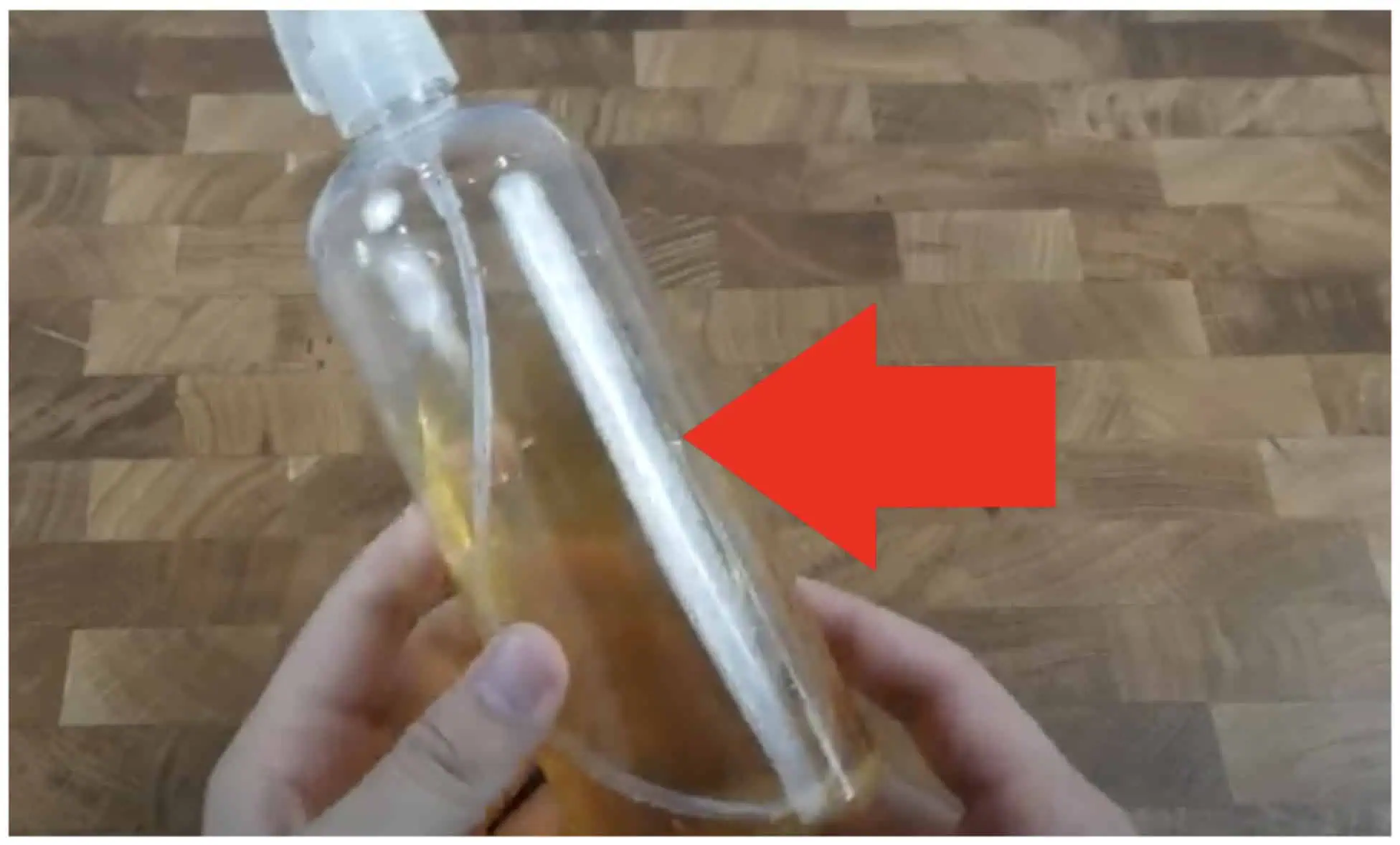 MUCHY to vyženie z domu do poslednej: Stará FINTA mojej babičky je to jediné, čo na túto háveď funguje!