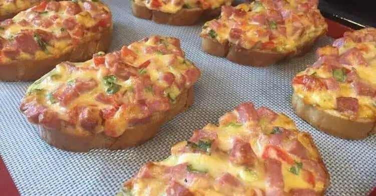 Studené obložené chlebíčky nikomu nechýbajú: Za 5 minút pripravím POHOSTENIE pre 8 osôb!