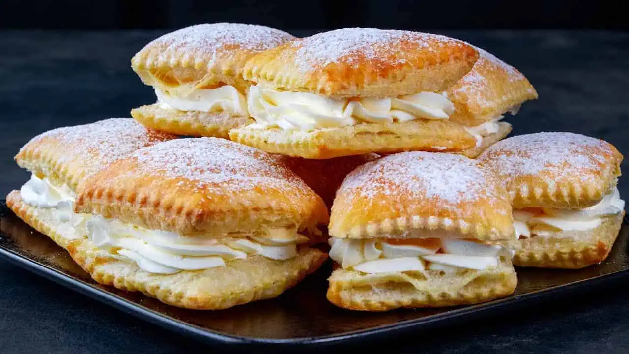 VETERNÍKY lenivej ženy (15 minút): Na oslave mali taký obrovský úspech, že klasiku z odpaľovaného cesta už nerobím – RECEPT!