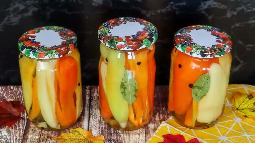 Fantastická PAPRIKA na zimu za 10 MINÚT: Bez konzervantov, varenia a BEZ zavárania!
