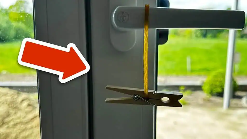Susedia sa chytali za hlavu, keď to videli na mojich dverách: Teraz to robia tiež!