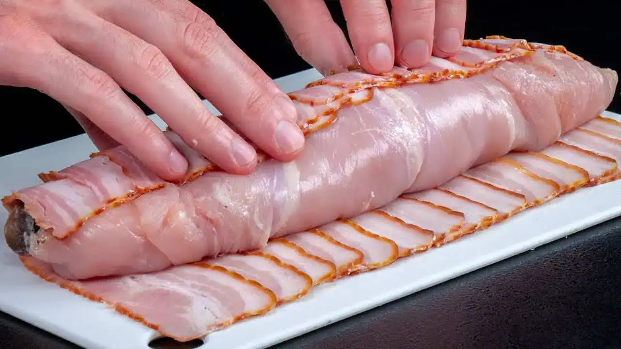 Taký úžasný recept na MÄSOVÚ ROLKU tu ešte nebol (všetko len zabalím do slaninky): Každý si od vás vypýta recept!
