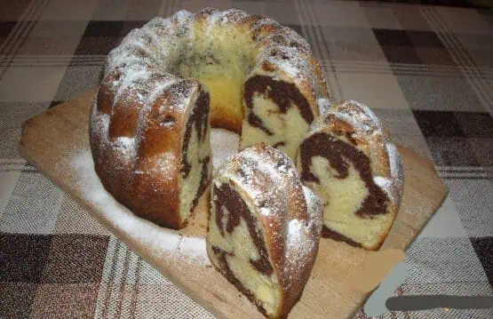 Táto HRNČEKOVÁ bábovka je hotová za desať minút a môže ísť do rúry: Vynikajúca!
