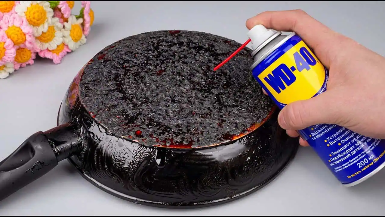 Ako vyčistiť panvicu od starých škvŕn a mastnoty! Najjednoduchší a najrýchlejší spôsob!